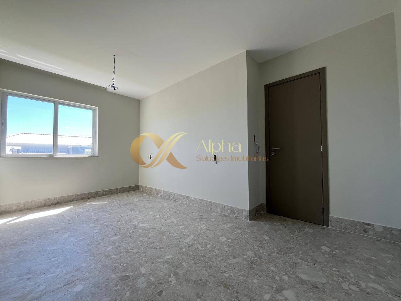 Casa à venda com 4 quartos, 220m² - Foto 23