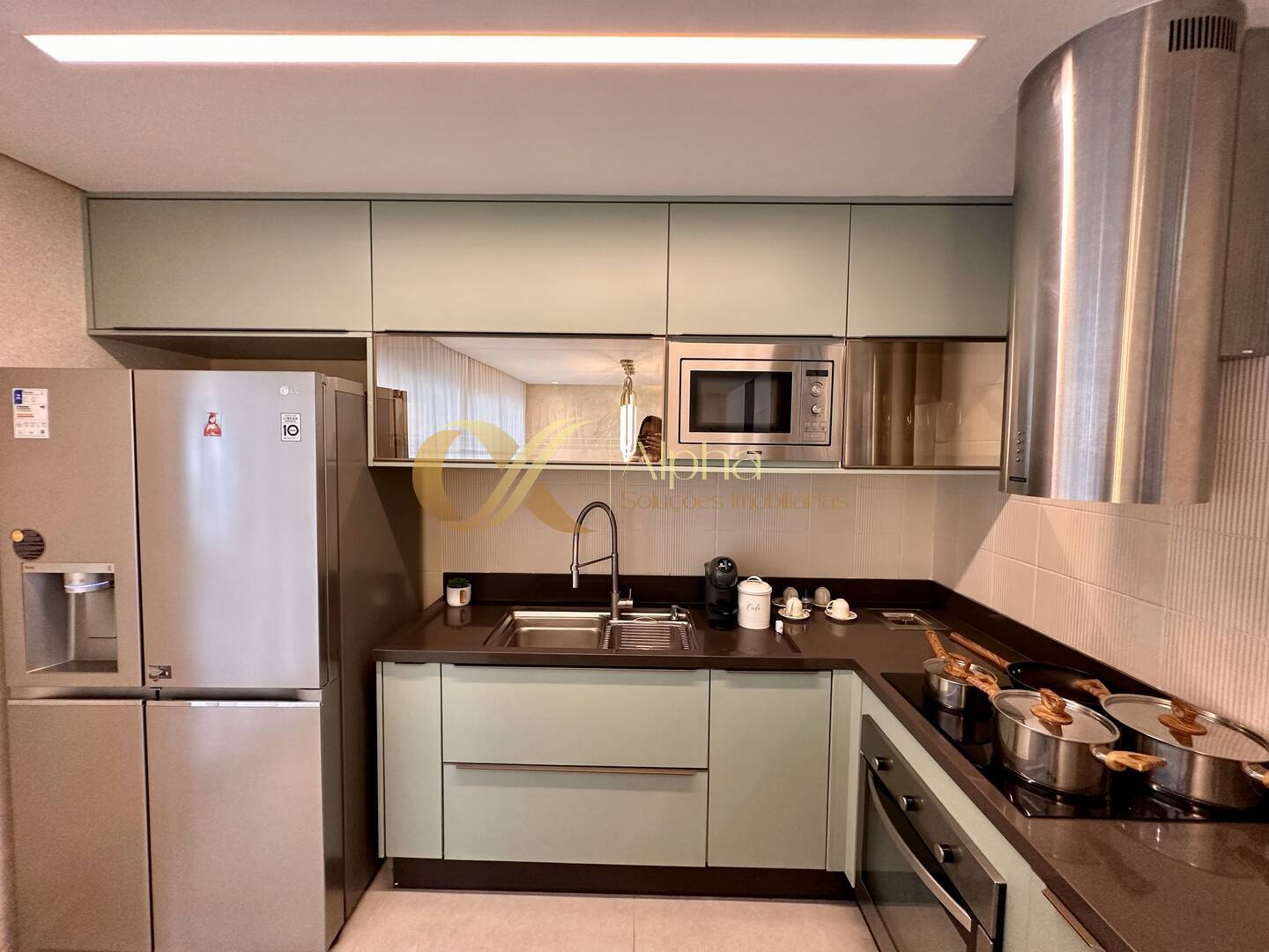 Casa à venda com 4 quartos, 310m² - Foto 35