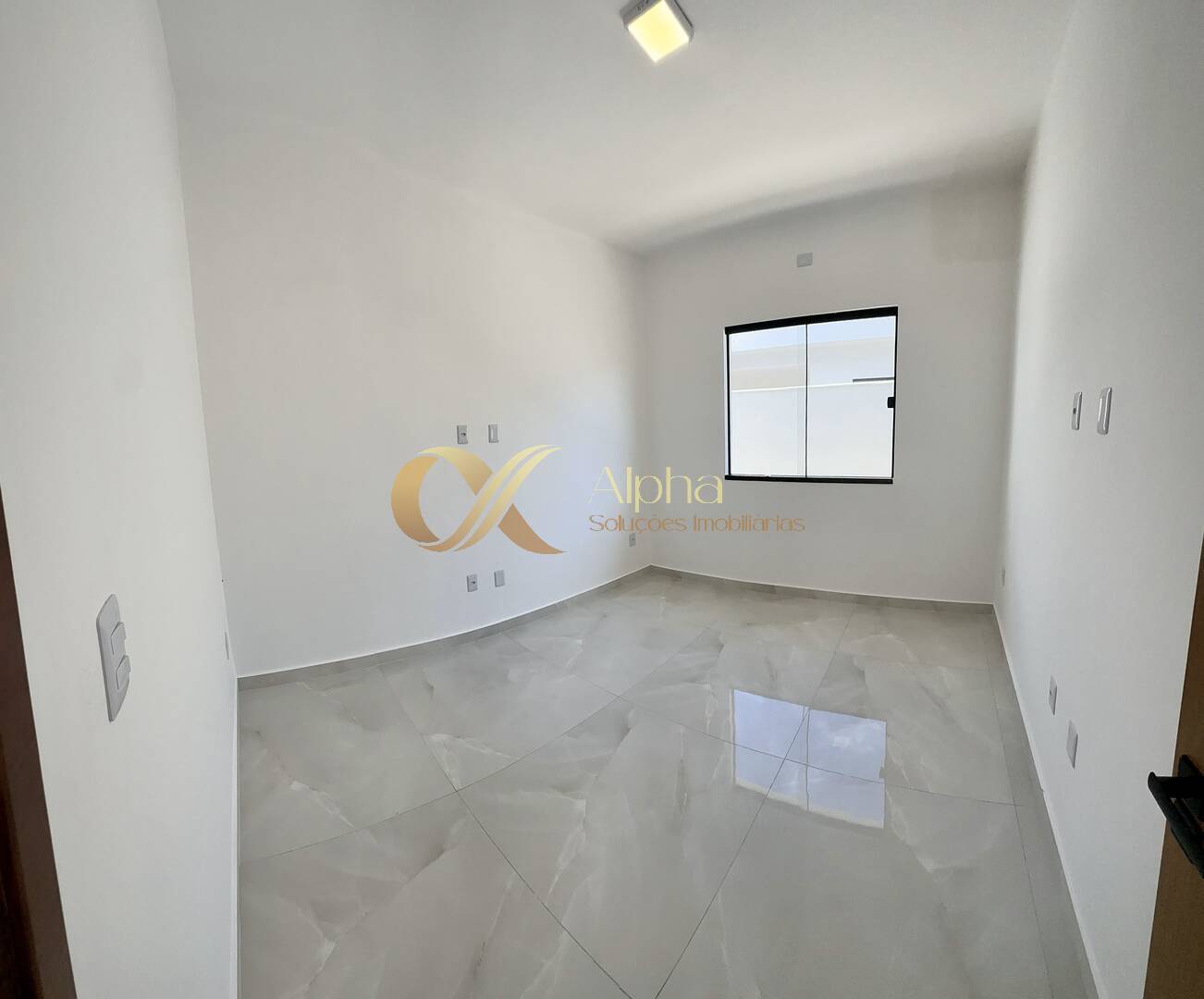 Casa à venda com 3 quartos, 108m² - Foto 6