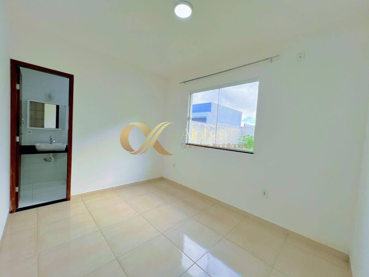 Casa para alugar com 2 quartos, 90m² - Foto 12