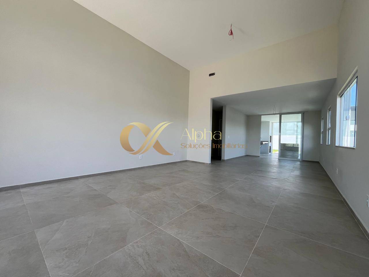 Casa à venda com 3 quartos, 165m² - Foto 5