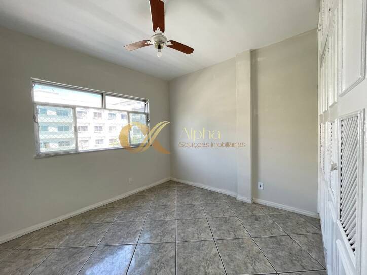 Apartamento à venda com 3 quartos, 134m² - Foto 13