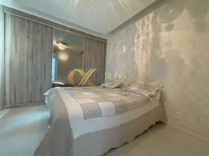 Cobertura à venda com 4 quartos, 90m² - Foto 4