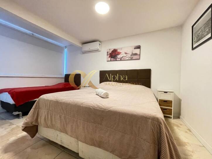 Casa de Condomínio à venda com 4 quartos, 220m² - Foto 16