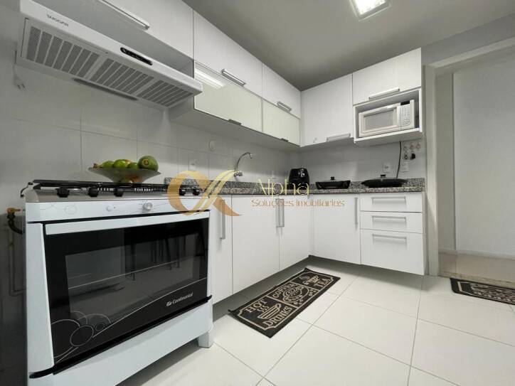 Apartamento à venda com 3 quartos, 135m² - Foto 8