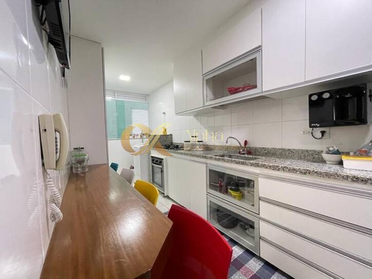 Apartamento à venda com 3 quartos, 130m² - Foto 7