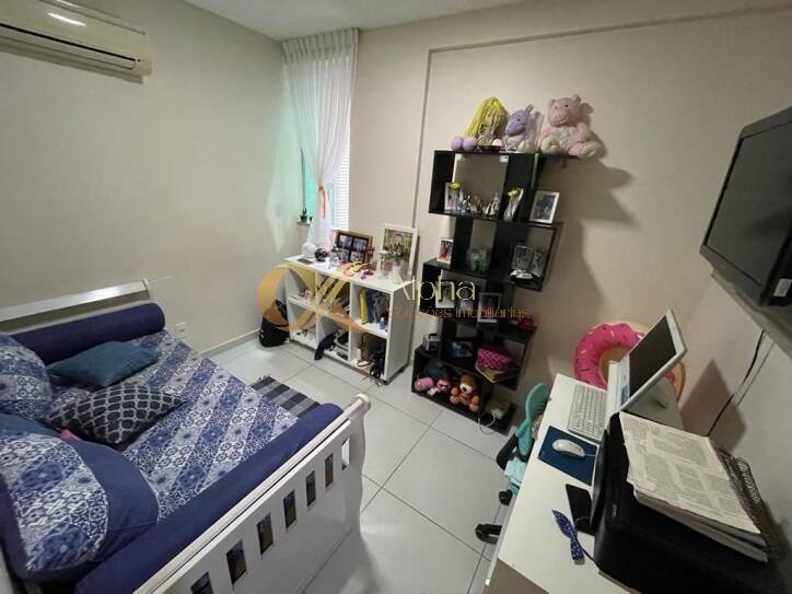 Apartamento à venda com 3 quartos, 130m² - Foto 13