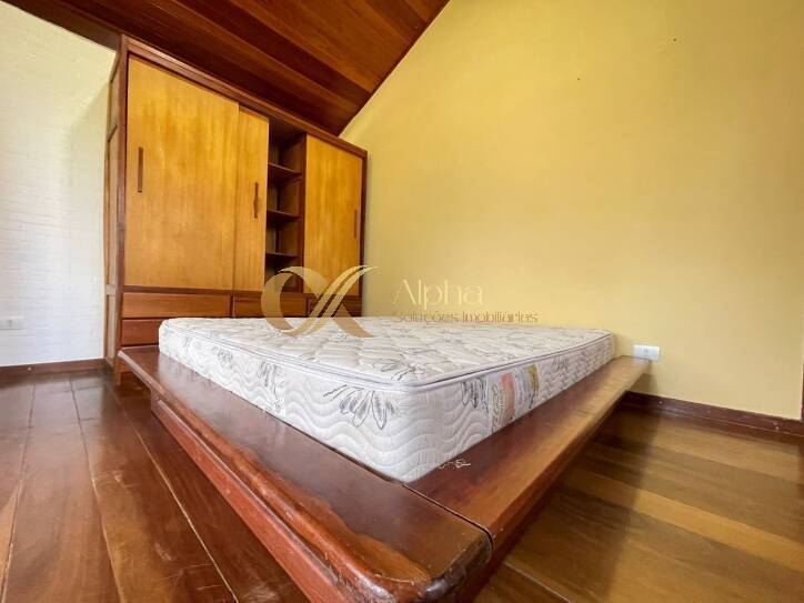 Casa de Condomínio à venda com 5 quartos, 220m² - Foto 33