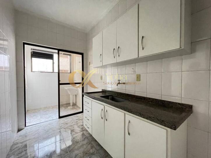 Apartamento à venda com 2 quartos, 73m² - Foto 6