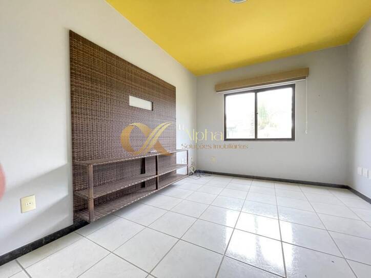 Casa à venda com 4 quartos, 170m² - Foto 23