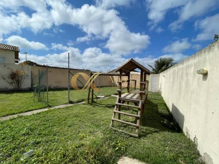 Casa de Condomínio à venda com 2 quartos, 195m² - Foto 2