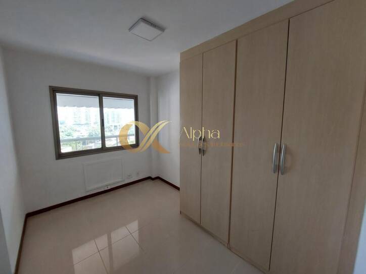 Apartamento à venda com 3 quartos, 130m² - Foto 11