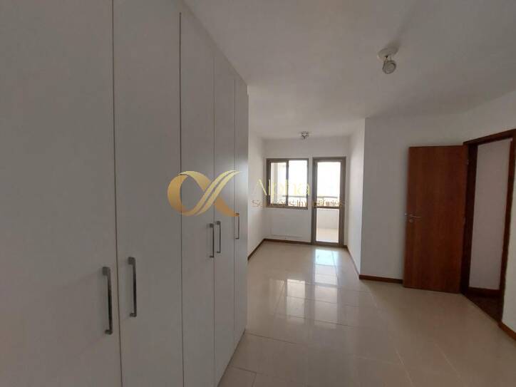 Apartamento à venda com 3 quartos, 130m² - Foto 8