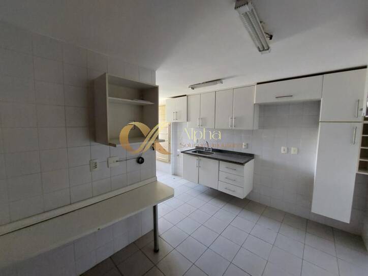 Apartamento à venda com 3 quartos, 130m² - Foto 4