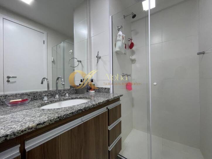 Apartamento à venda com 3 quartos, 135m² - Foto 5