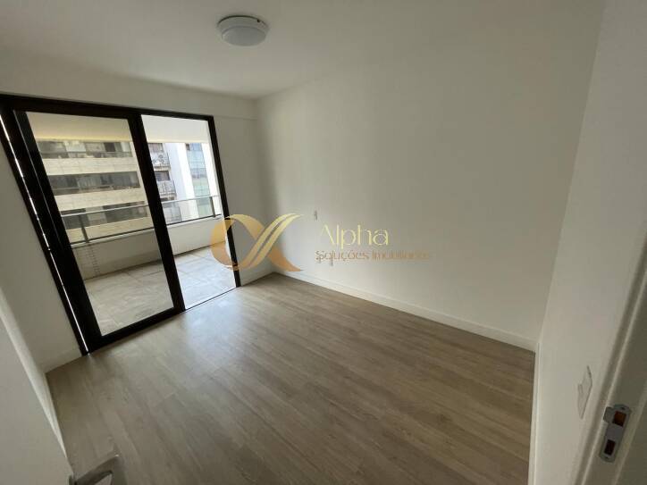 Apartamento à venda com 3 quartos, 83m² - Foto 2