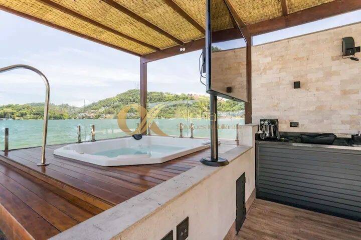 Casa de Condomínio à venda com 7 quartos, 219m² - Foto 42