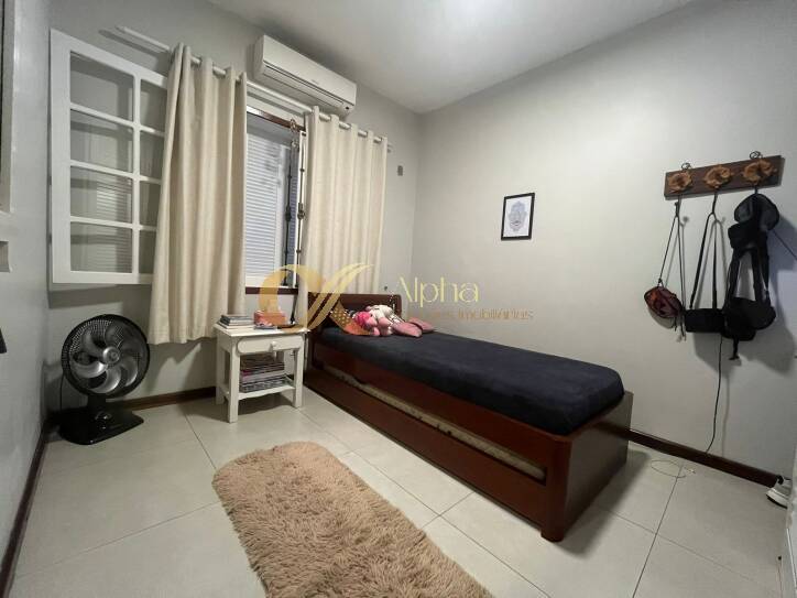 Casa de Condomínio à venda com 4 quartos, 195m² - Foto 17